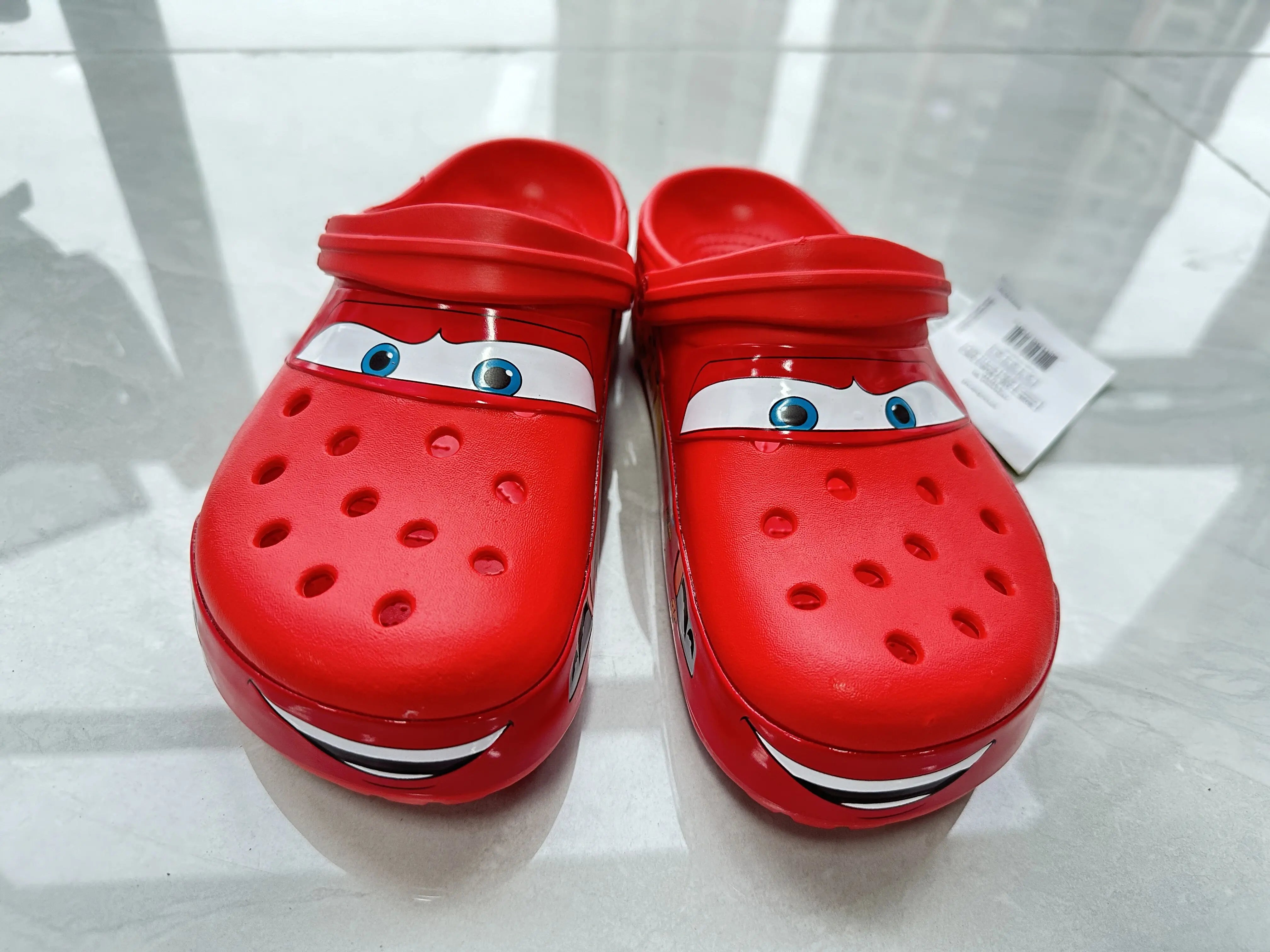 🏎️ Disney McQueen Pixar Cartoon Crocs – Casual Comfort for Little Racers! 🚗💨